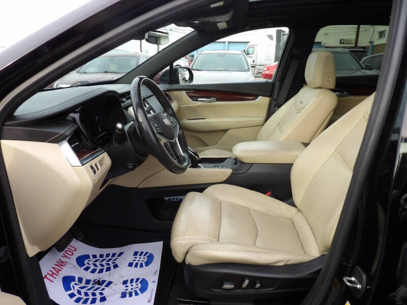 2017 Cadillac XT5 Premium Luxury