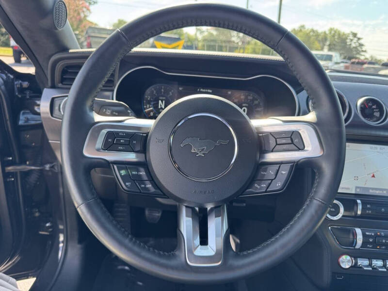 2022 Ford Mustang Mach 1