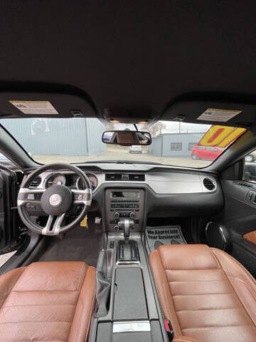 2010 Ford Mustang V6