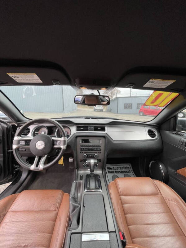 2010 Ford Mustang V6