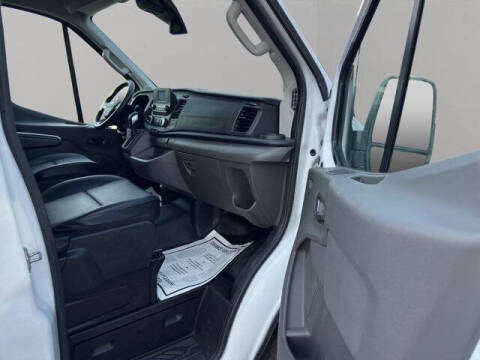 2025 Ford Transit 250