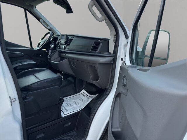 2025 Ford Transit 250