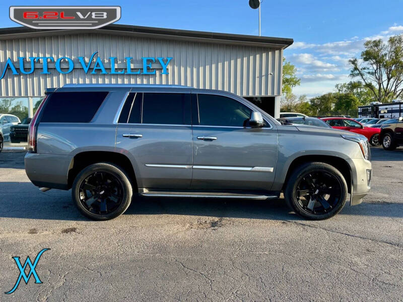 2020 Cadillac Escalade Luxury