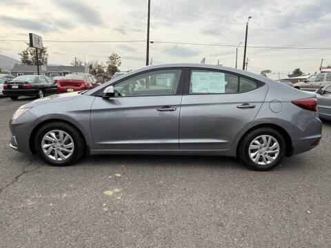 2019 Hyundai Elantra SE
