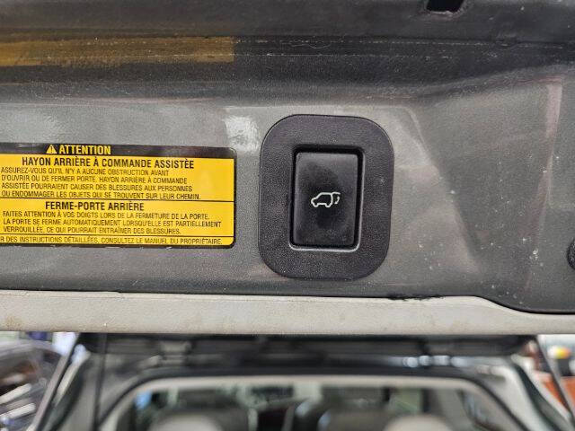 2012 Toyota Sienna XLE 8-Passenger