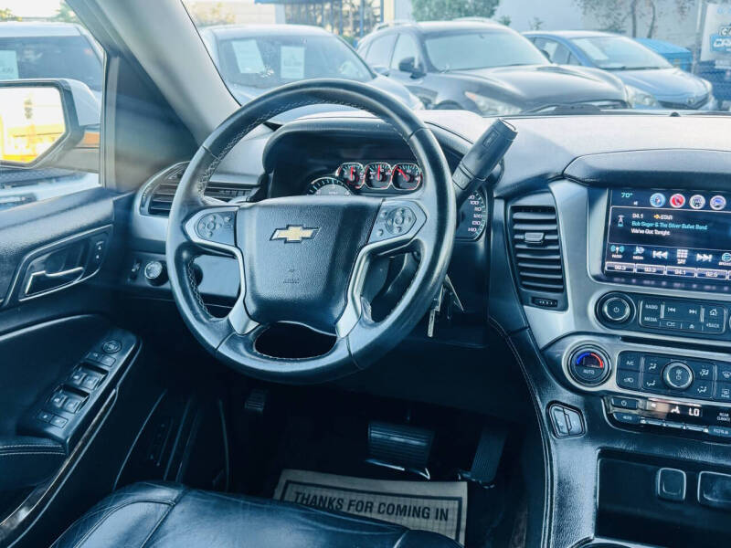 2017 Chevrolet Suburban LT