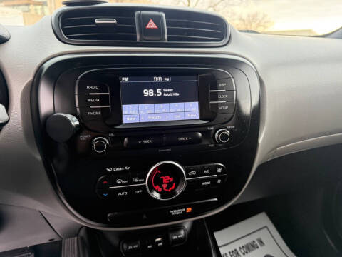 2017 Kia Soul +