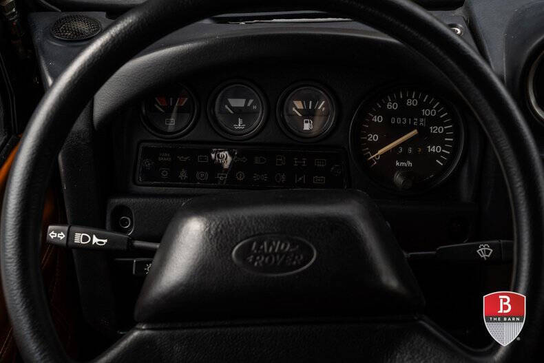 1987 Land Rover Defender
