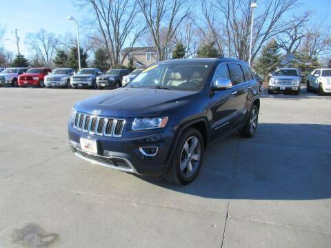 2015 Jeep Grand Cherokee for sale at Aztec Motors in Des Moines IA