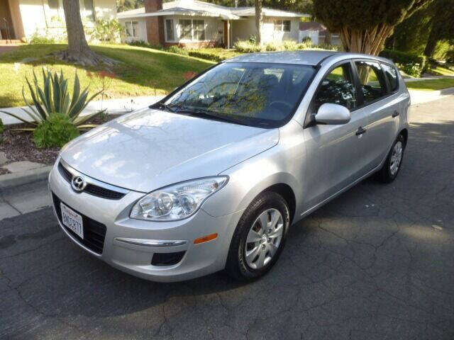 2010 Hyundai Elantra Touring for sale at Altadena Auto Center in Altadena CA