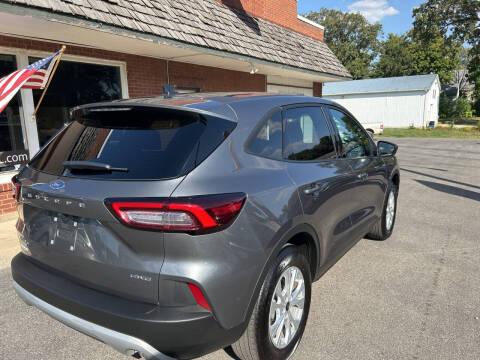 2025 Ford Escape Active