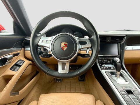 2015 Porsche 911 Carrera