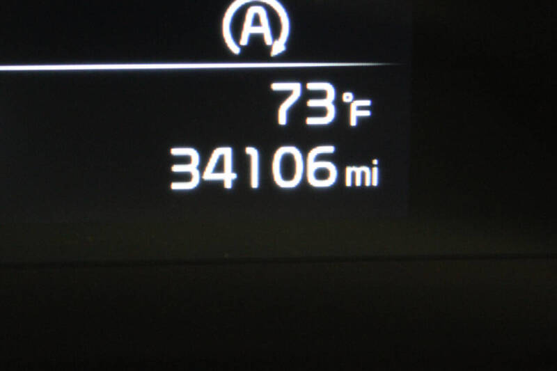 2023 Kia Telluride LX