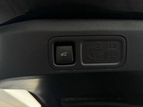 2022 Lincoln Navigator Black Label