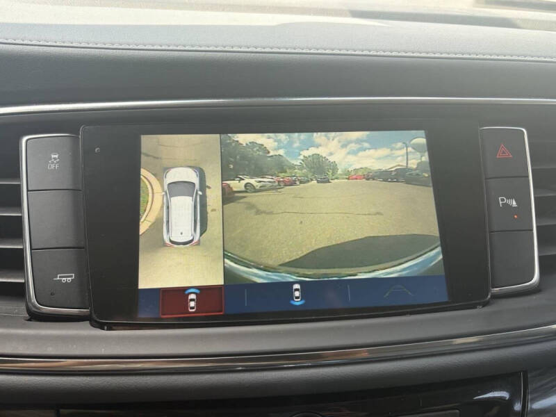 2018 Buick Enclave Essence