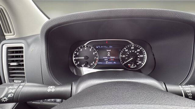 2024 Nissan Frontier SV