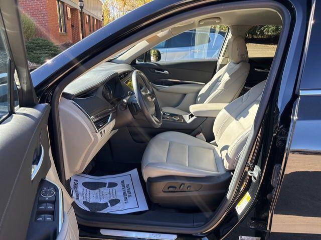 2021 Cadillac XT4 Luxury