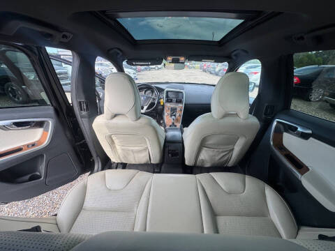 2015 Volvo XC60 T5 Drive-E Premier