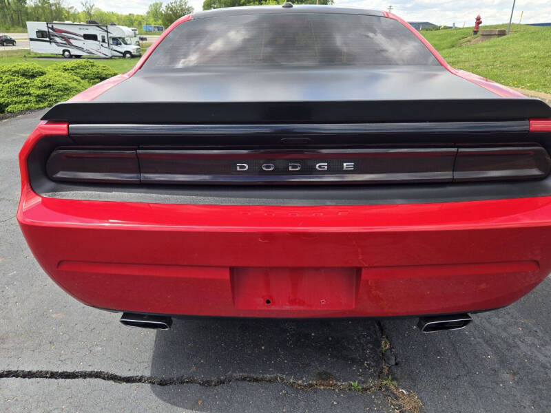2012 Dodge Challenger R/T Plus