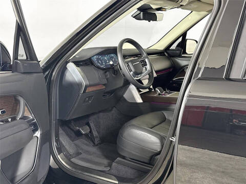 2023 Land Rover Range Rover P530 SE LWB