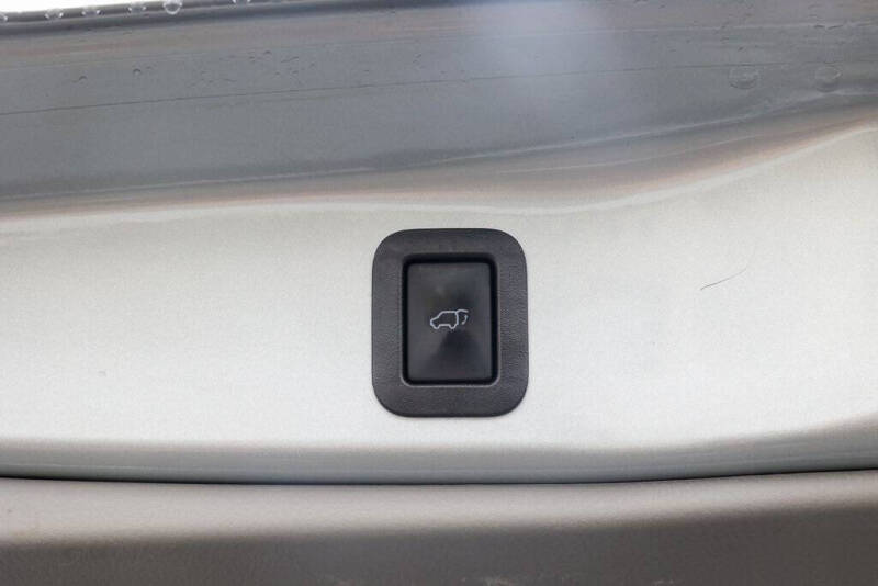 2019 Toyota Highlander Hybrid Limited Platinum