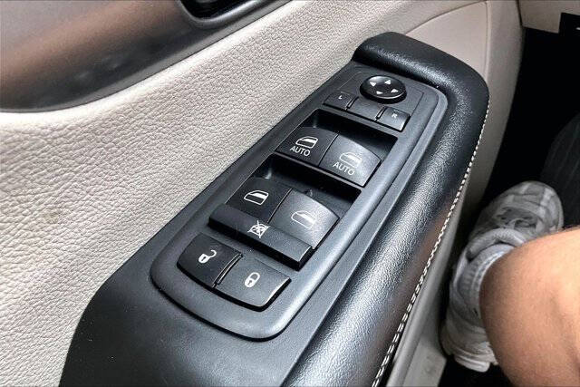 2021 Chrysler Pacifica Touring L