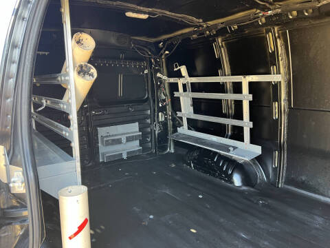 2017 Chevrolet Express 2500