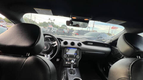 2021 Ford Mustang EcoBoost Premium