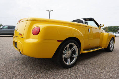 2004 Chevrolet SSR LS