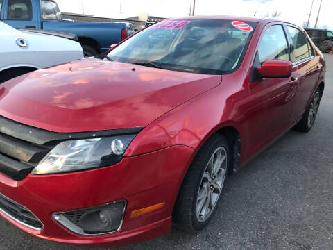 2010 Ford Fusion for sale at BELOW BOOK AUTO SALES in Idaho Falls ID