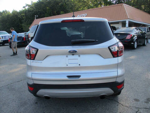 2017 Ford Escape SE
