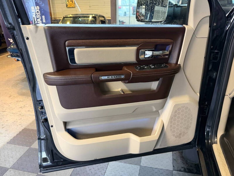 2017 RAM 1500 Laramie