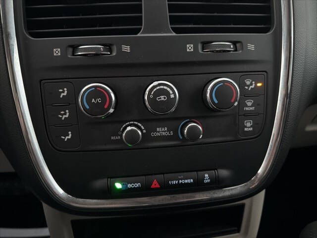 2017 Dodge Grand Caravan SE