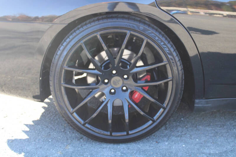 2007 Dodge Charger SRT-8