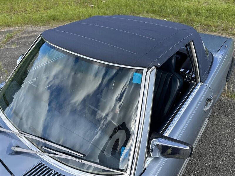 1986 Mercedes-Benz 560-Class 560 SL