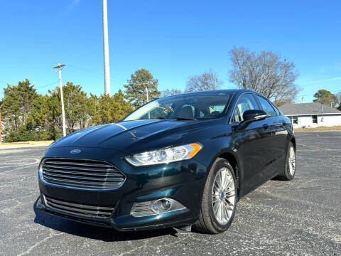 2014 Ford Fusion for sale at Shoals Dealer LLC in Florence AL