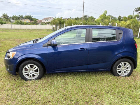 2013 Chevrolet Sonic LT Manual