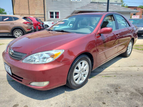 2004 Toyota Camry for sale at TEMPLETON MOTORS in Chicago IL