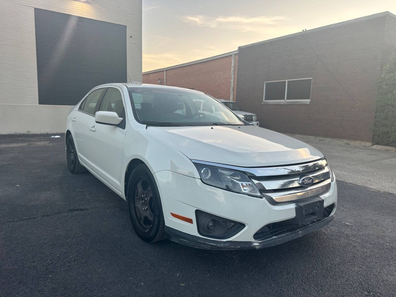 2010 Ford Fusion for sale at Sarenco Auto Inc in Dallas, TX