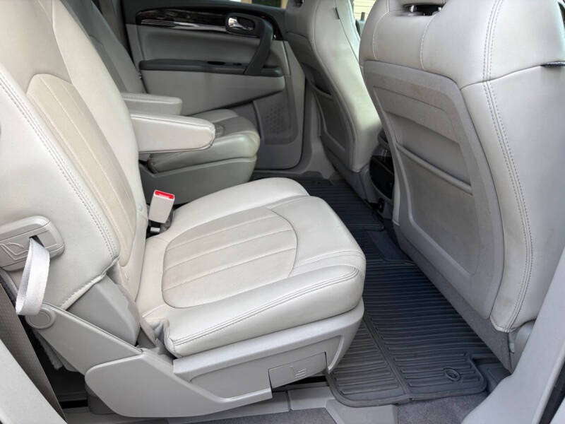 2017 Buick Enclave Leather