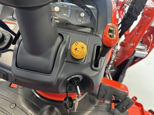 2025 Kioti CS2520 HST