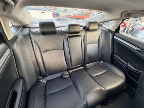 2017 Honda Civic Touring