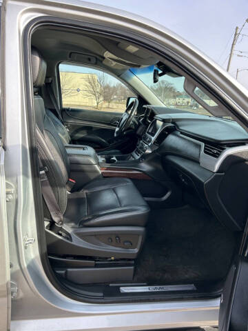 2017 GMC Yukon XL SLT