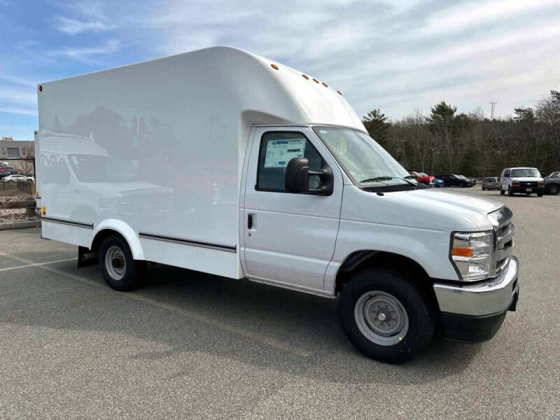 2027 Ford E-Series