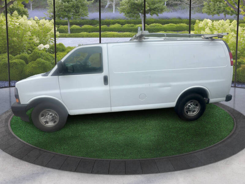 2018 Chevrolet Express 2500