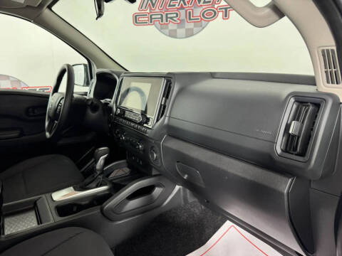 2025 Nissan Frontier