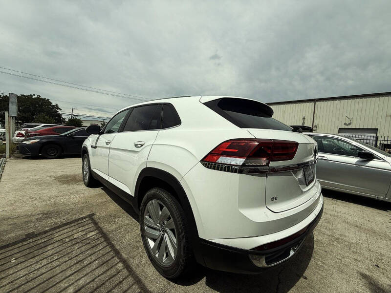 2021 Volkswagen Atlas Cross Sport SE 4Motion