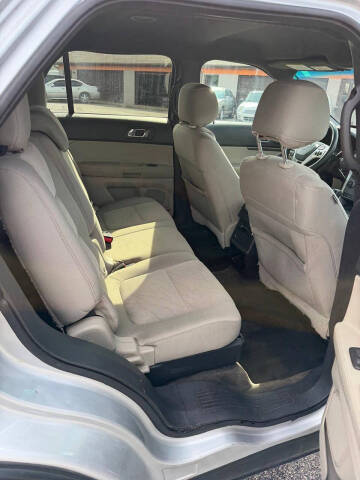 2015 Ford Explorer