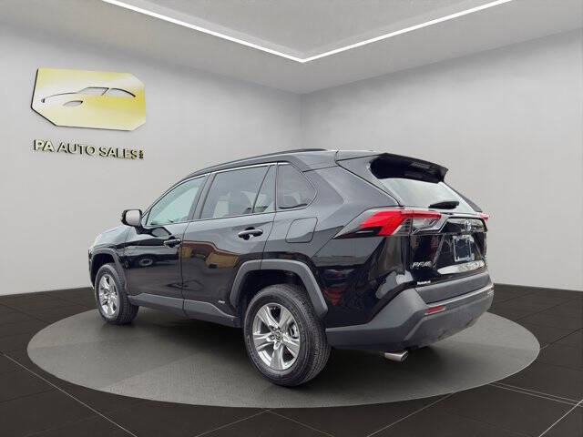 2024 Toyota RAV4 Hybrid XLE