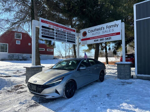 2022 Hyundai Elantra for sale at Caulfields Family Auto Sales in Bath PA